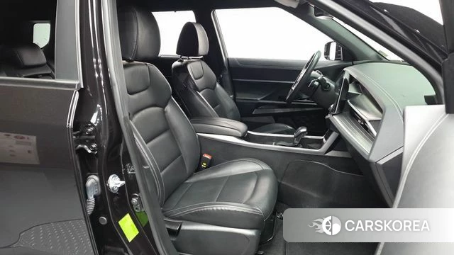 Ssangyong Torres 2023 Черный из Кореи, фото 2