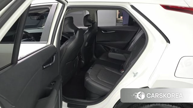 Kia Di Ol Nu Niro 2022 Белый из Кореи, фото 2
