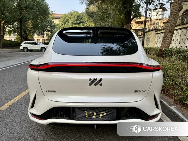 Zhiji Automobile Zhiji LS7 2023 Другой из Китая, фото 2