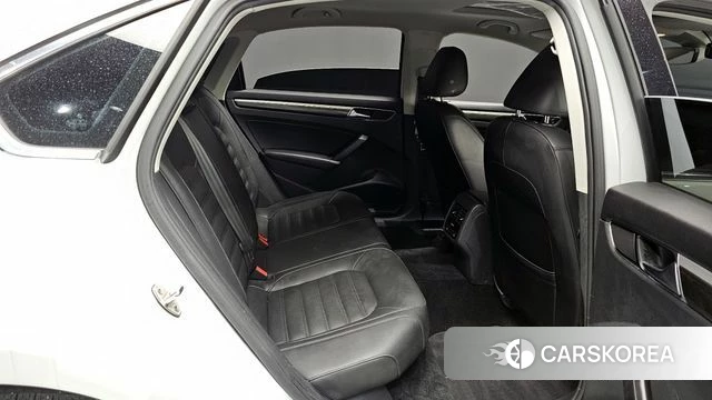 Volkswagen The New Passat 2018 Белый из Кореи, фото 2