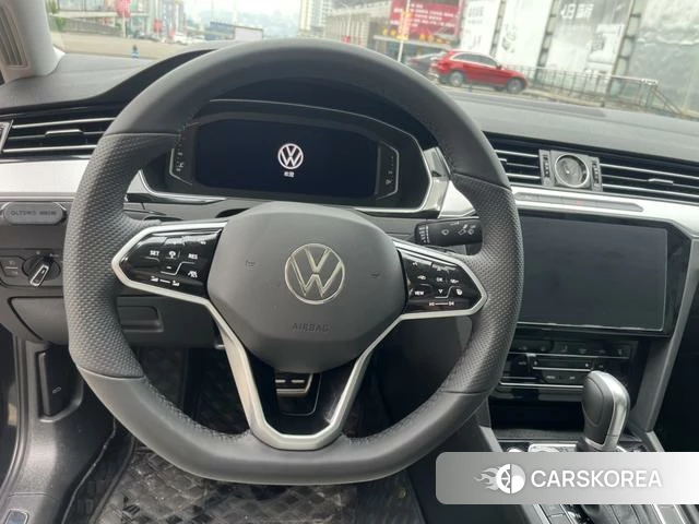 Volkswagen Magotan 2025 Черный из Китая, фото 2