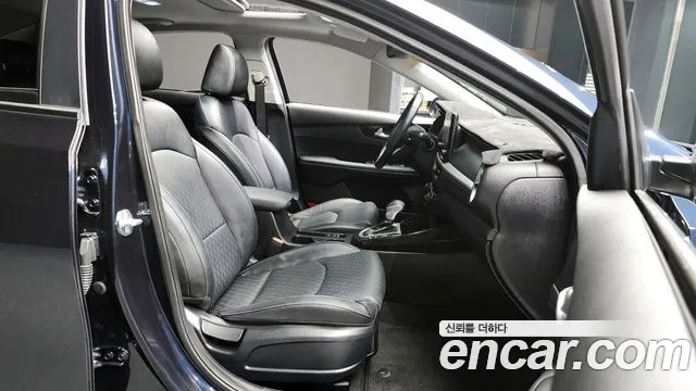 Kia The New K3 2nd generation 2021 Синий из Кореи, фото 2