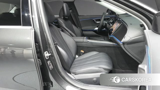 Mercedes-Benz E-Class W214 2025 Серый из Кореи, фото 2