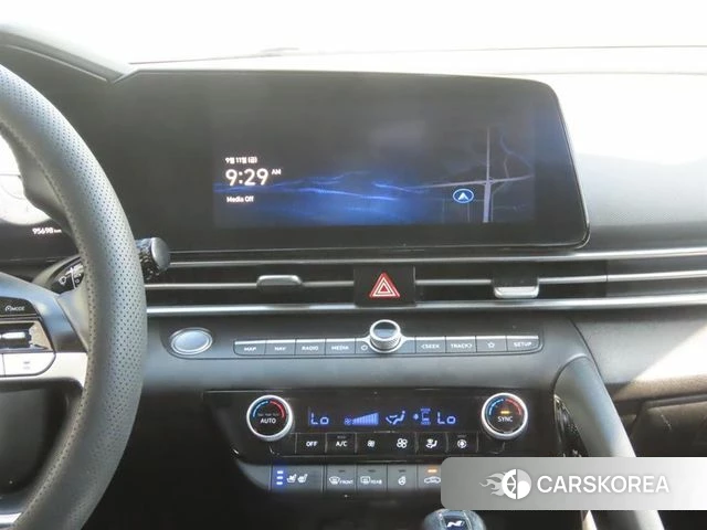 Hyundai Avante (CN7) 2021 Белый из Кореи, фото 2