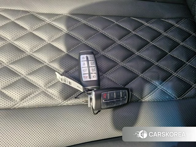 Genesis GV80 2023 Серый из Кореи, фото 2