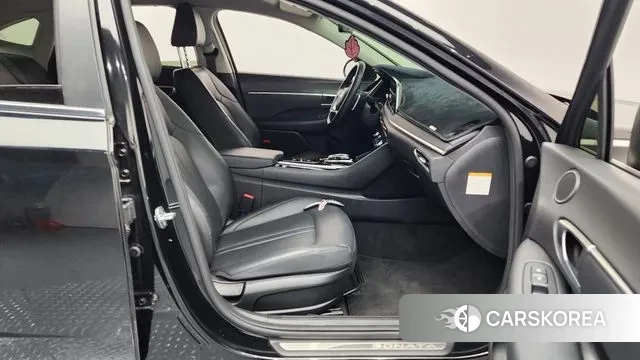 Hyundai Sonata Hybrid (DN8) 2021 Черный из Кореи, фото 2