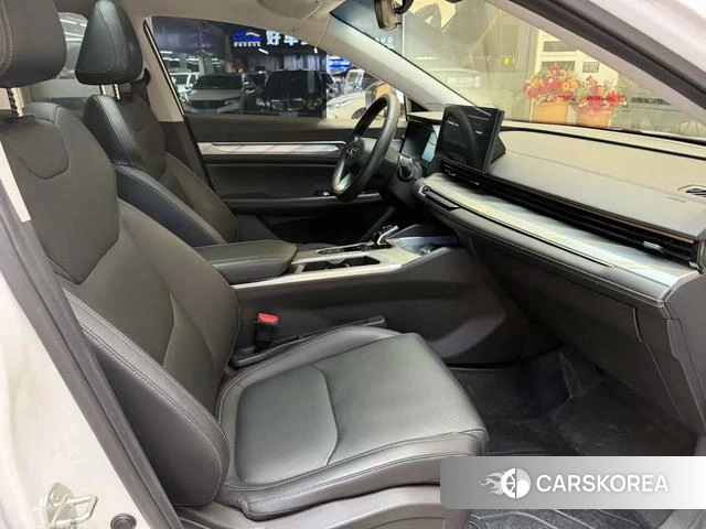 Geely Automobile Emgrand L HiP 2022 Белый из Китая, фото 2