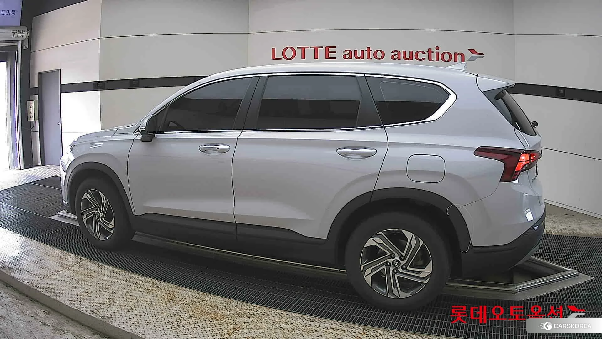 Hyundai Santa Fe 2021 Glacier White из Кореи, фото 2