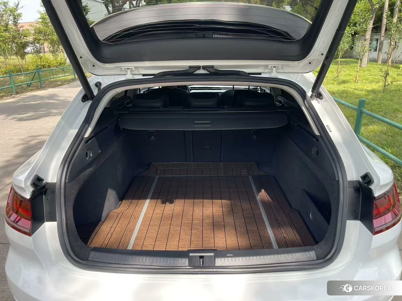 Volkswagen CC 2020 Белый из Китая, фото 2