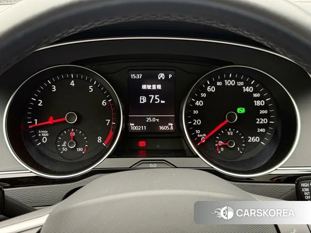 Volkswagen Magotan 2022 Черный из Китая, фото 2