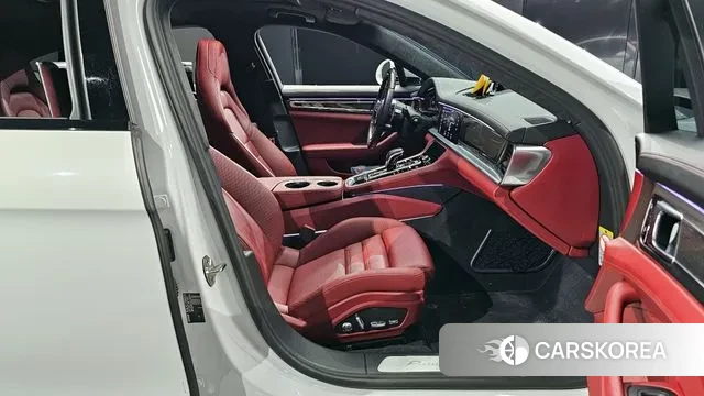 Porsche Panamera (971) 2018 Белый из Кореи, фото 2