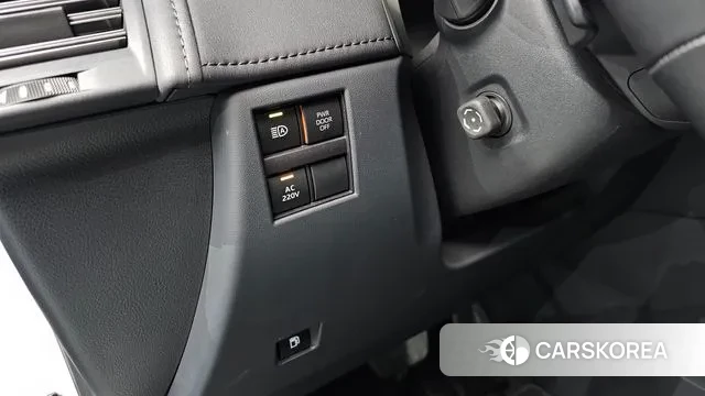 Toyota Alphard 4th Generation 2023 Белый из Кореи, фото 2