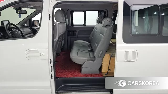 Hyundai The New Grand Starex 2019 Белый из Кореи, фото 2