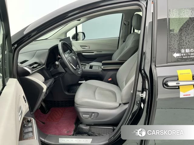 Toyota Grevia 2024 Черный из Китая, фото 2
