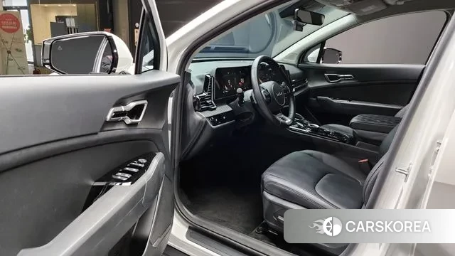 Kia Sportage 5th Generation 2022 Белый из Кореи, фото 2