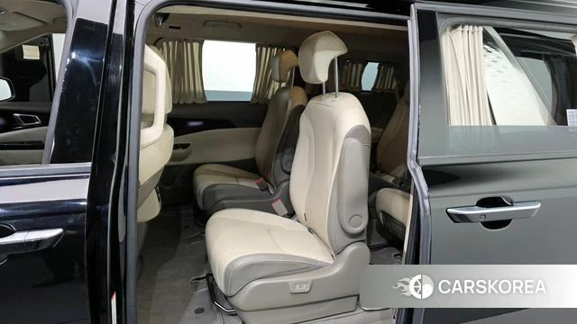 Kia Carnival 4th generation 2022 Черный из Кореи, фото 2