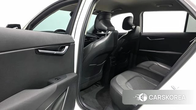 Kia Di All New Niro EV 2022 Белый из Кореи, фото 2