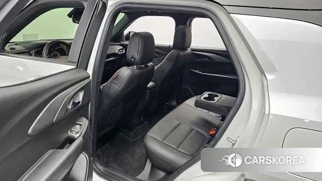 Chevrolet (GM Daewoo) Trailblazer 2022 Белый из Кореи, фото 2