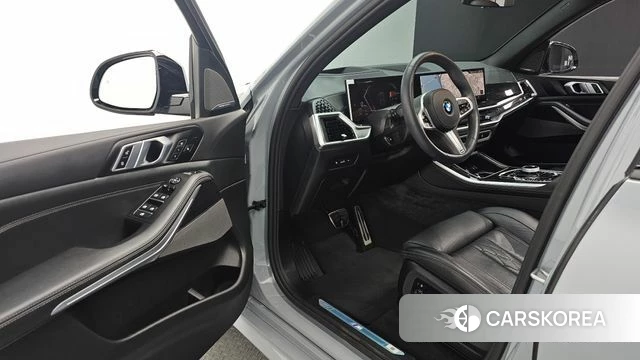 BMW X5 (G05) 2026 Серебристо-серый из Кореи, фото 2