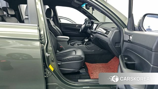 Ssangyong The New Rexton Sport 2021 Темно-зеленый из Кореи, фото 2