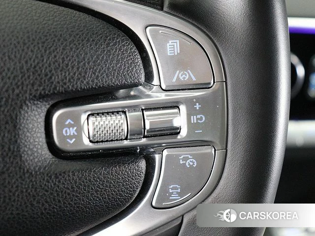 Genesis GV70 2023 Белый из Кореи, фото 2