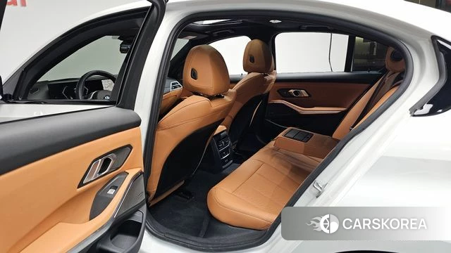 BMW 3 Series (G20) 2025 Белый из Кореи, фото 2