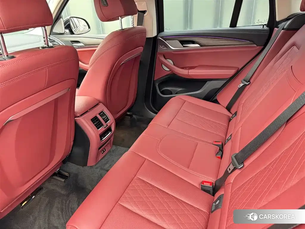 BMW X3 2024 Черный из Китая, фото 2