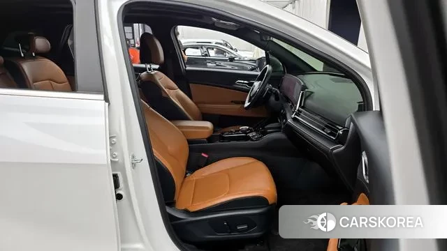 Kia Sportage 5th Generation 2022 Белый из Кореи, фото 2