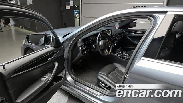 BMW 5 Series (G30) 2019 Серый из Кореи, фото 2