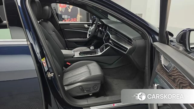 Audi A6 (C8) 2023 Синий из Кореи, фото 2
