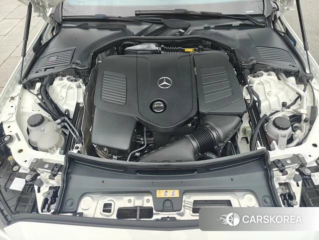 Mercedes-Benz Class C 2022 Белый из Китая, фото 2