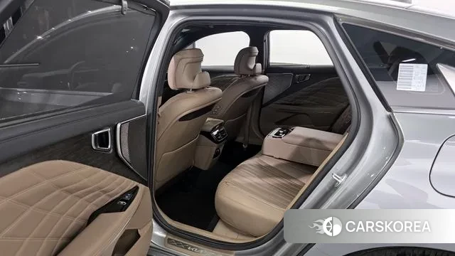 Kia K8 2021 Серебристо-серый из Кореи, фото 2