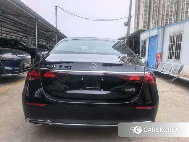Mercedes-Benz E-class 2026 Черный из Китая, фото 2