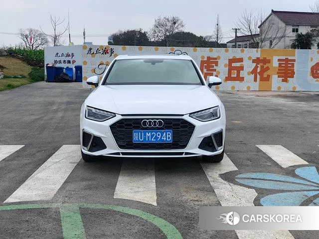 Audi A4L 2021 Белый из Китая, фото 2