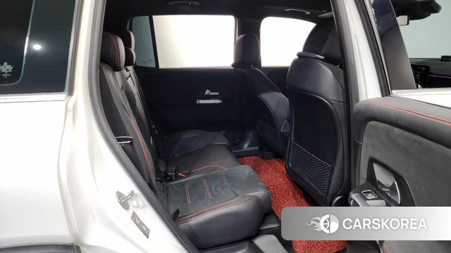 Mercedes-Benz GLB-Class X247 2020 Белый из Кореи, фото 2