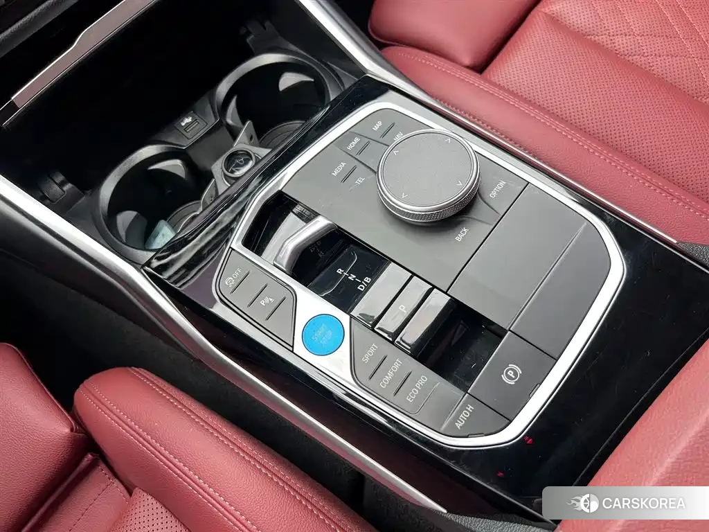 BMW i3 2024 Черный из Китая, фото 2