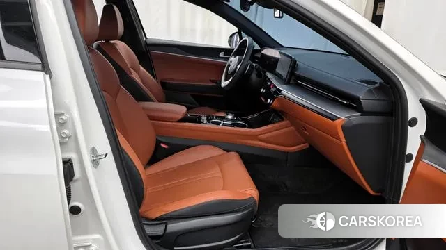 Kia The New K5 3rd generation 2023 Белый из Кореи, фото 2