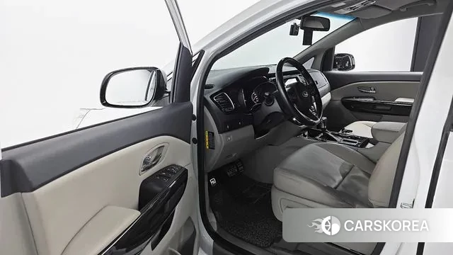 Kia The New Carnival 2019 Белый из Кореи, фото 2