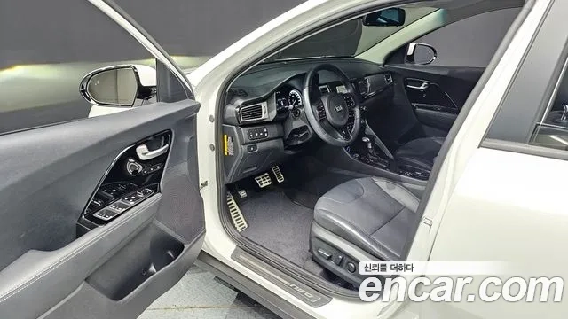Kia Niro 2018 Белый из Кореи, фото 2