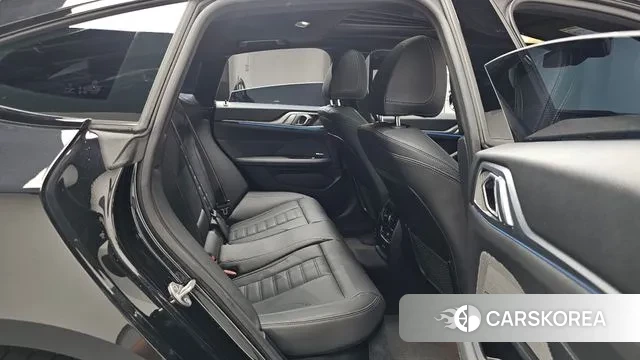 BMW i4 2022 Черный из Кореи, фото 2