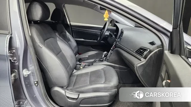 Hyundai Avante AD 2018 Серый из Кореи, фото 2