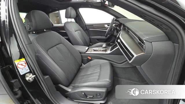 Audi A6 (C8) 2023 Черный из Кореи, фото 2