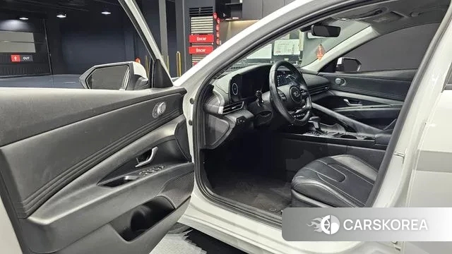 Hyundai Avante (CN7) 2022 Белый из Кореи, фото 2