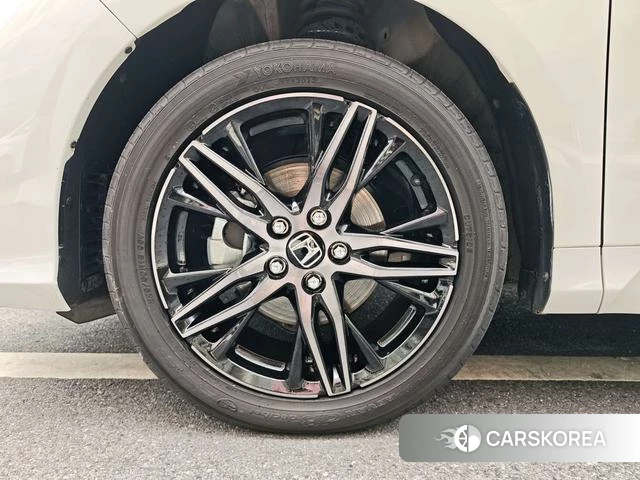 Honda Odyssey 2023 Белый из Китая, фото 2