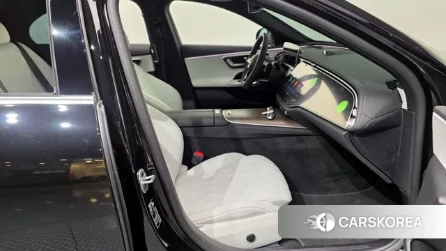 Mercedes-Benz E-Class W214 2025 Черный из Кореи, фото 2