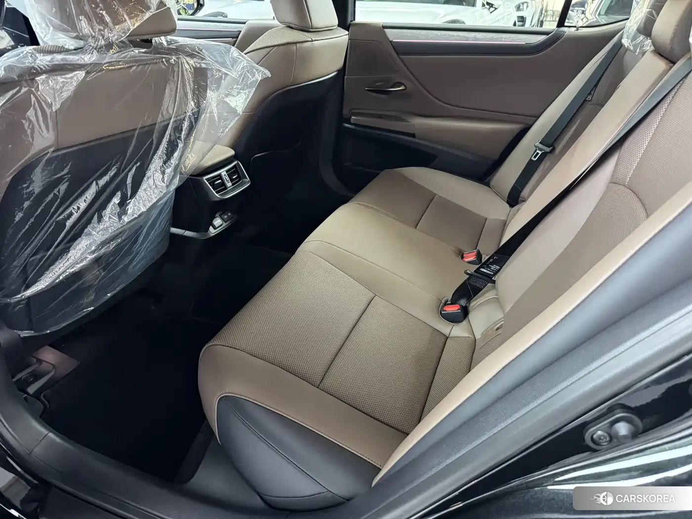 Lexus ES 2026 Черный из Китая, фото 2