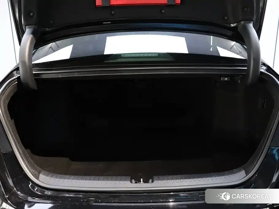 Honda Inspire 2024 Черный из Китая, фото 2