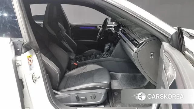 Volkswagen Arteon 2022 Белый из Кореи, фото 2