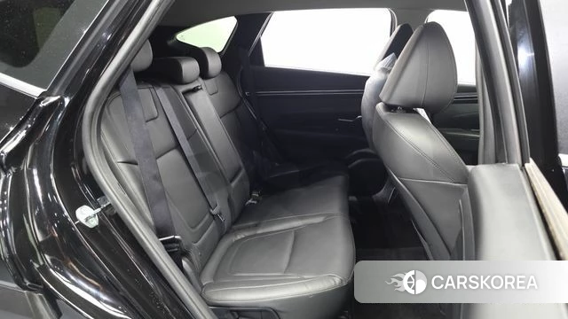 Hyundai Tucson (NX4) 2021 Черный из Кореи, фото 2