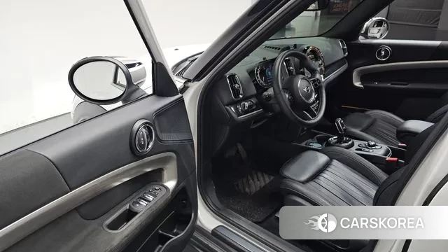 Mini Cooper S Countryman 2023 Белый из Кореи, фото 2